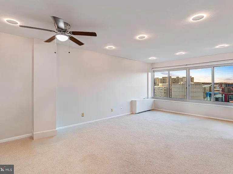 5340 Holmes Run Pkwy #1212 — Photo 6
