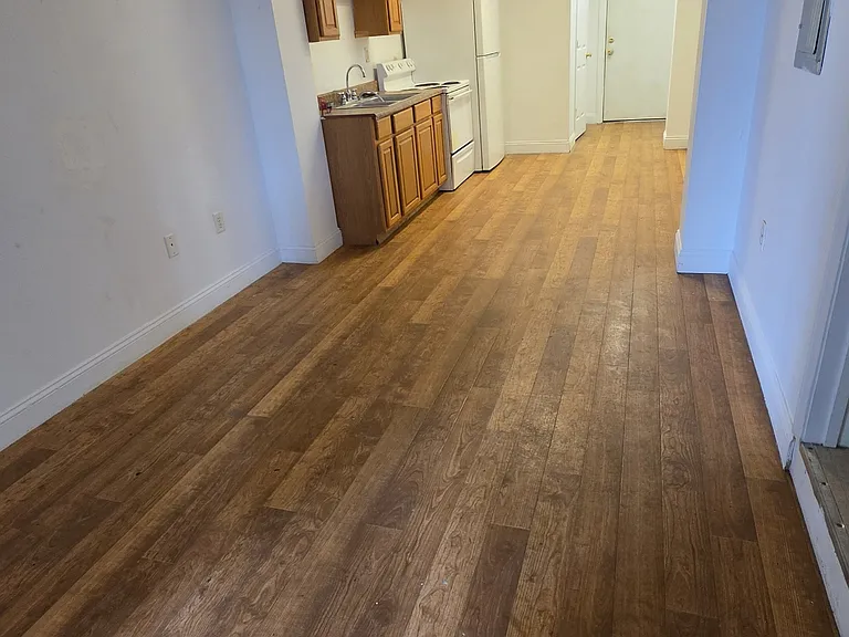 18 Catherine St #2H — Photo 4