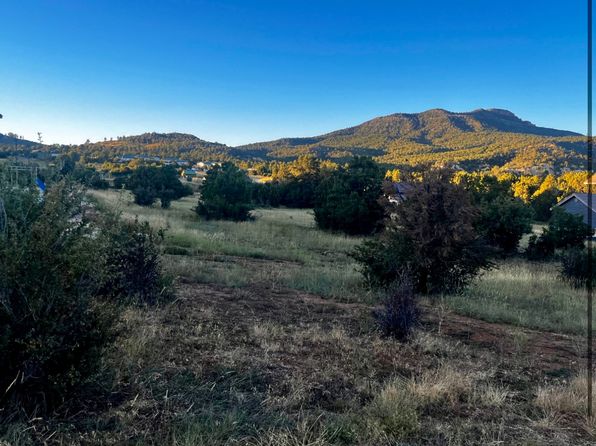 10550 W Zion Dr, Mount Carmel, UT 84755