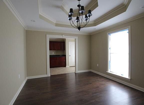 5th image of 90 Marywood Ct