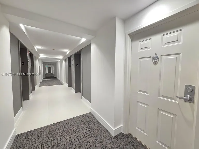 1155 Brickell Bay Dr #2006 — Photo 26