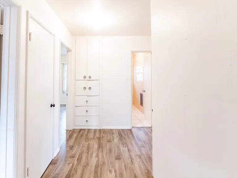 5955 S La Tijera Blvd — Photo 12
