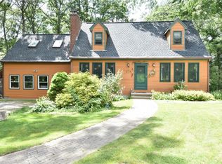 65 Richmond Townhouse Rd, Richmond, RI 02812