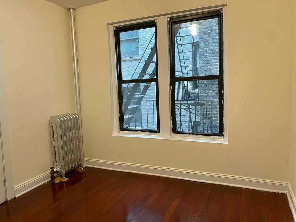 2nd image of 2 Arden St #304