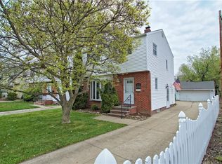 443 E 322nd St, Eastlake, OH 44095
