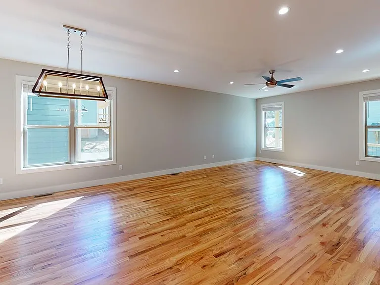 603 Marietta St — Photo 4