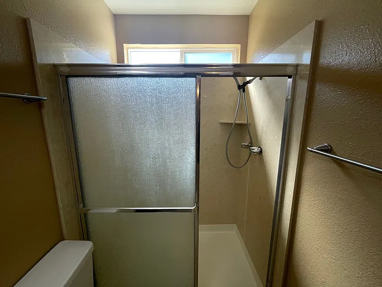 3233 Nightingale Dr — Photo 20