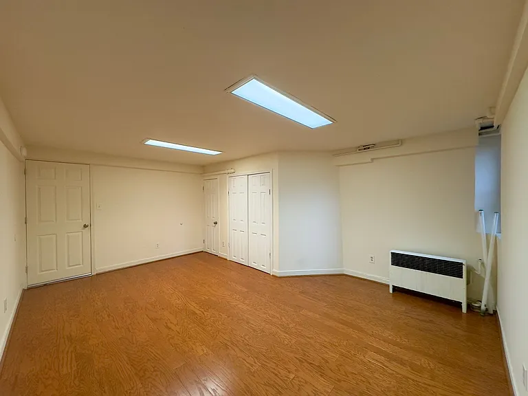 2811 N Calvert St — Photo 3