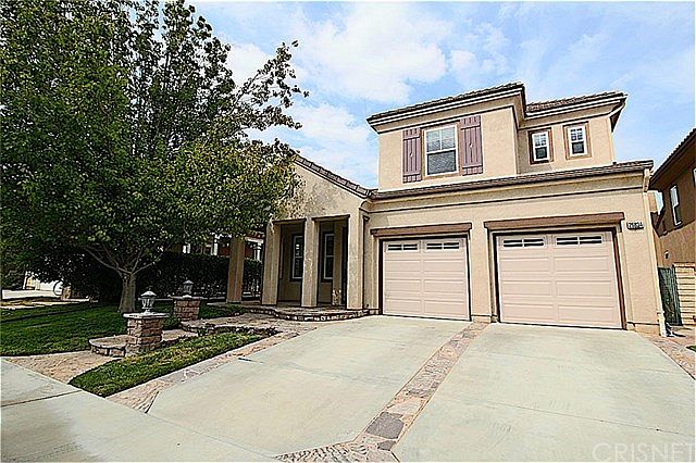 1st image of 26834 Peppertree Dr