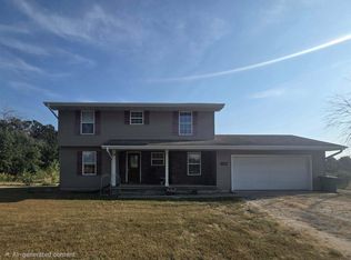 9700 E Ball Rd, Centralia, MO 65240