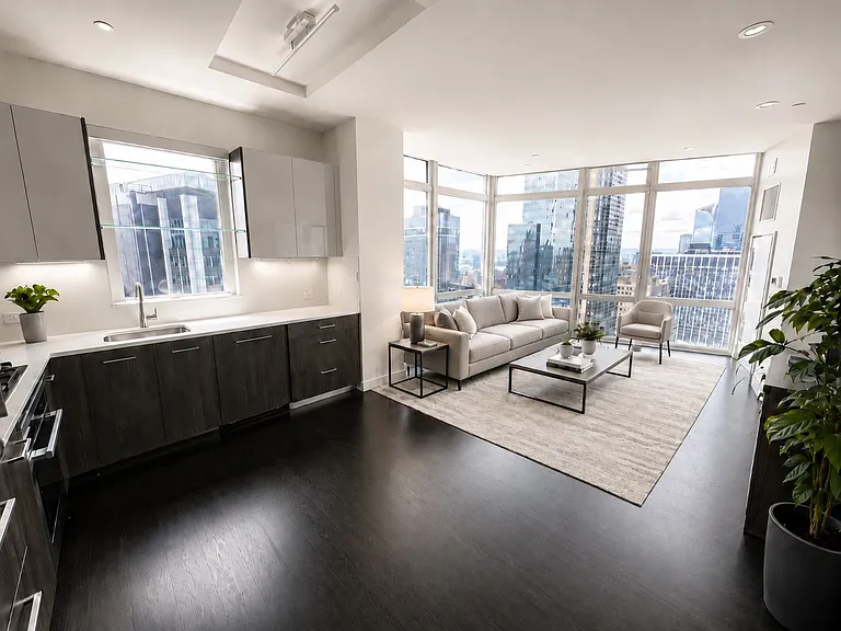 42 W 33rd St #2A — Photo 1