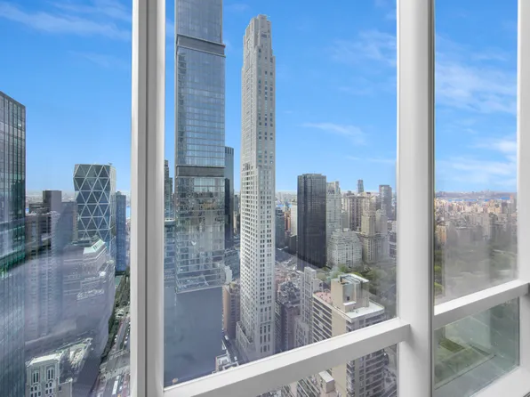 157 West 57th Street image 17 of 27