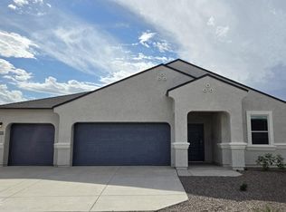 5709 E Freesia Ln, San Tan Valley, AZ 85140