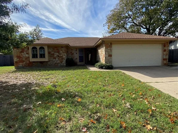 1124 Dove Hollow Rd, Granbury, TX 76048