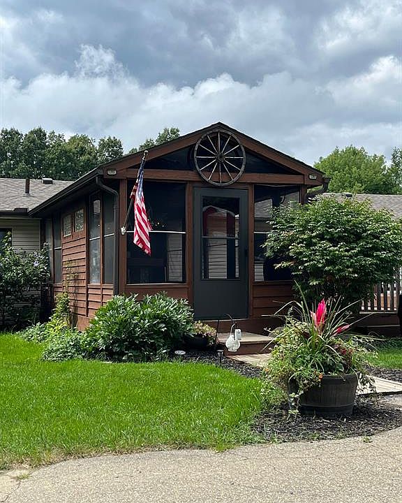1377 Perry Lake Rd, Ortonville, MI 48462 Zillow