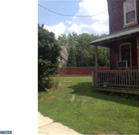 2nd image of 834 Upland Ave