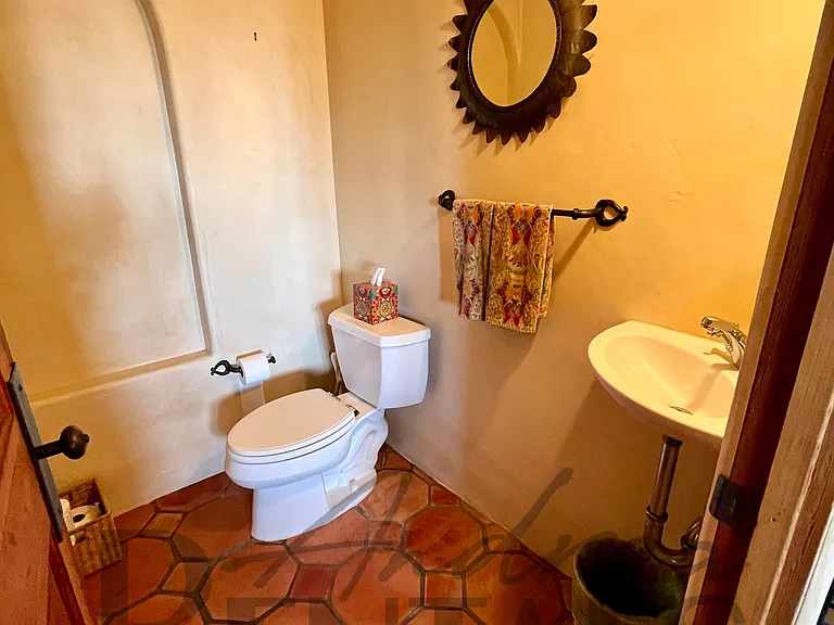 111 El Camino Real — Photo 20