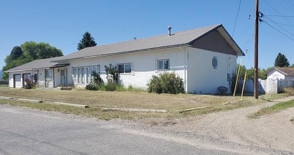2nd image of 727 W Peterson Ave