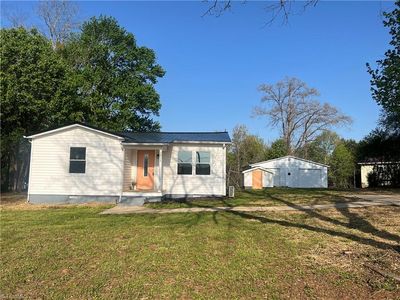 2988 Old Highway 601, Mount Airy, NC, 27030