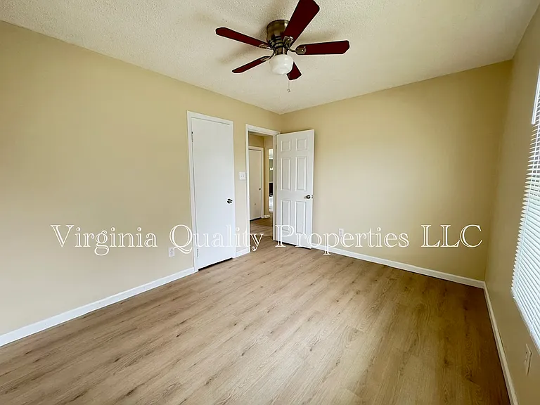 536 Berrypick Ln — Photo 8