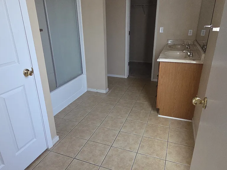 3880 Solstice Ave — Photo 32