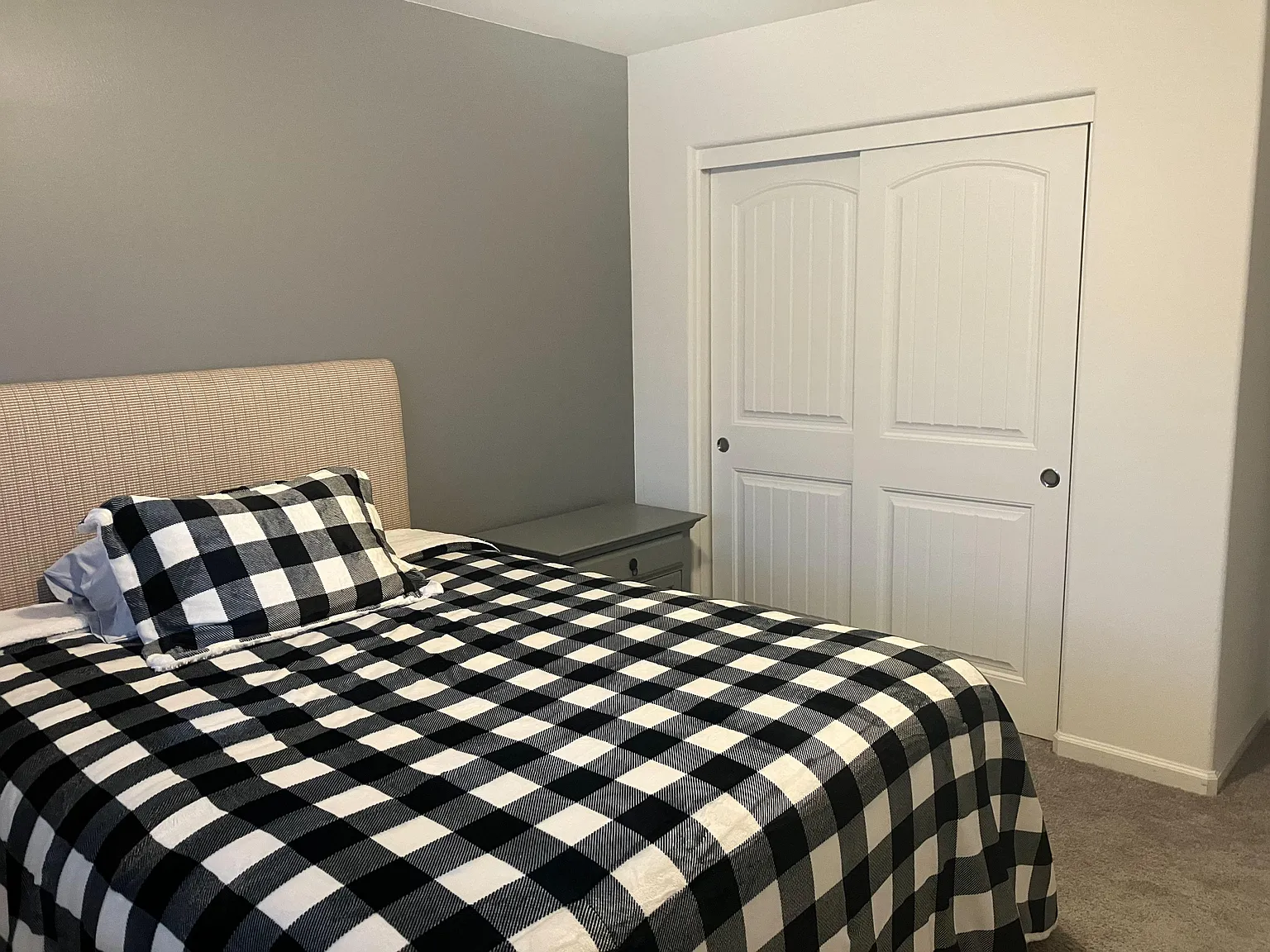 1 bed, 1.5 bath, 1432 sqft, $1,364 — Photo 1