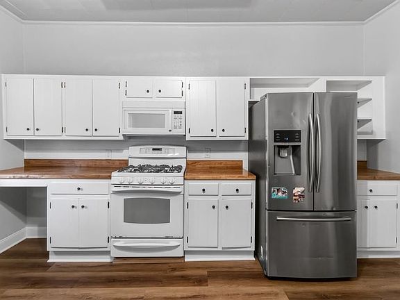 5th image of 1236 Voskamp St