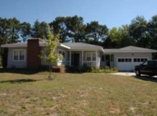 405 Walnut St, Hamlet, NC 28345