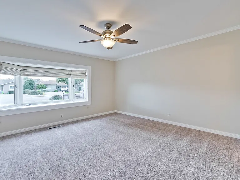 1593 Koch Ln — Photo 12