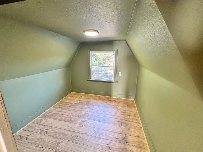 3800 G St — Photo 16