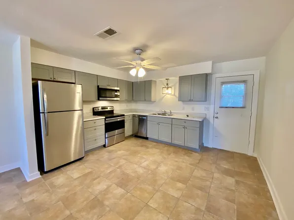 9519 Lillian Hwy, Pensacola, FL 32506