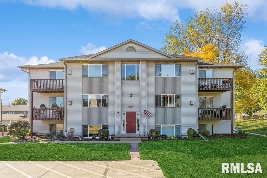 1st image of 4188 Fairview Dr APT 1