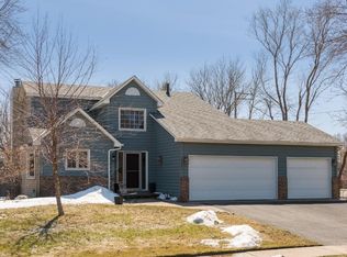 19197 Pleasantview Rd, Eden Prairie, MN 55346