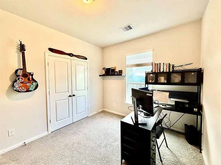 307 Twin Lakes Blvd W — Photo 22