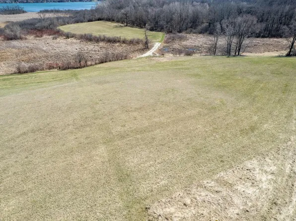 1400 RICHMOND ROAD #1, Twin Lakes, WI 53181