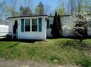 30 Deepwood Dr, Brattleboro, VT 05301