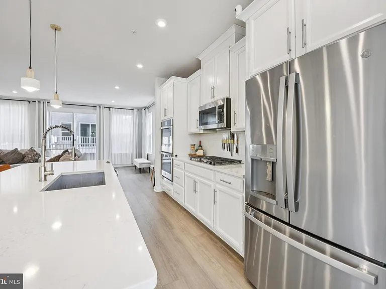 5601 Hyattsville Dr — Photo 30