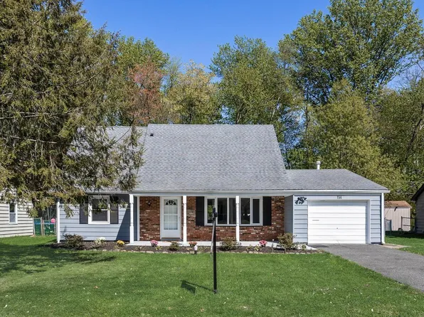 114 Eastbrook Ln, Willingboro, NJ 08046