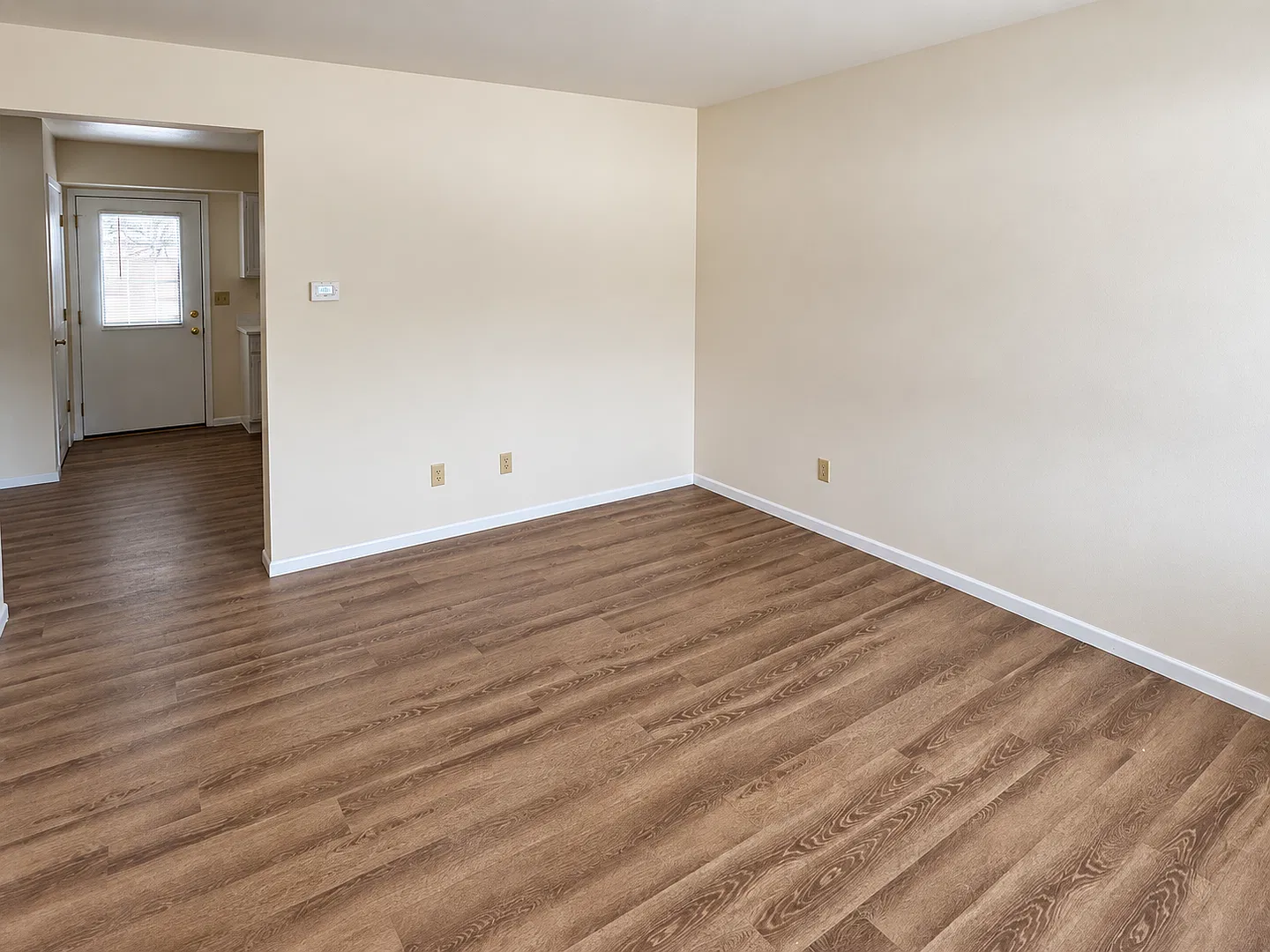 Pine Meadow Townhomes — Photo 4