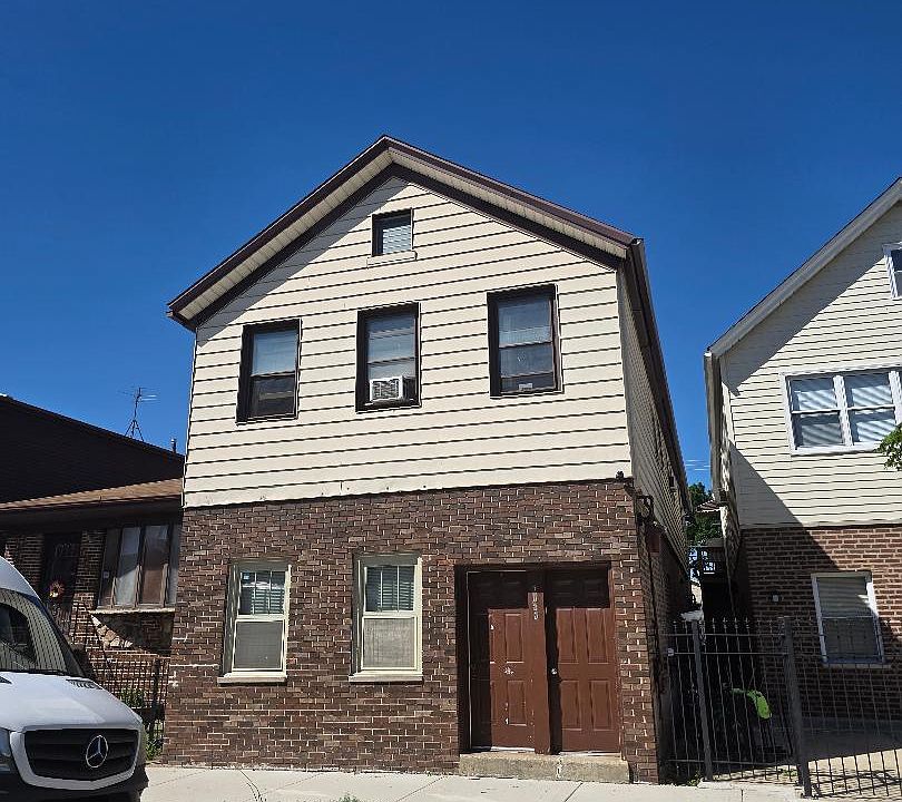 1st image of 3030 S Poplar Ave