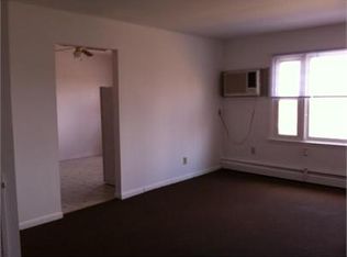 9620 Farmer Dr APT 301, Highland, IN 46322