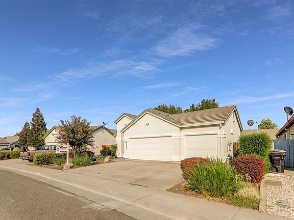 5th image of 4427 Hedge Ave