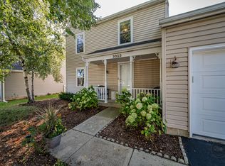 3023 Middlebury Ct E, Aurora, IL 60504