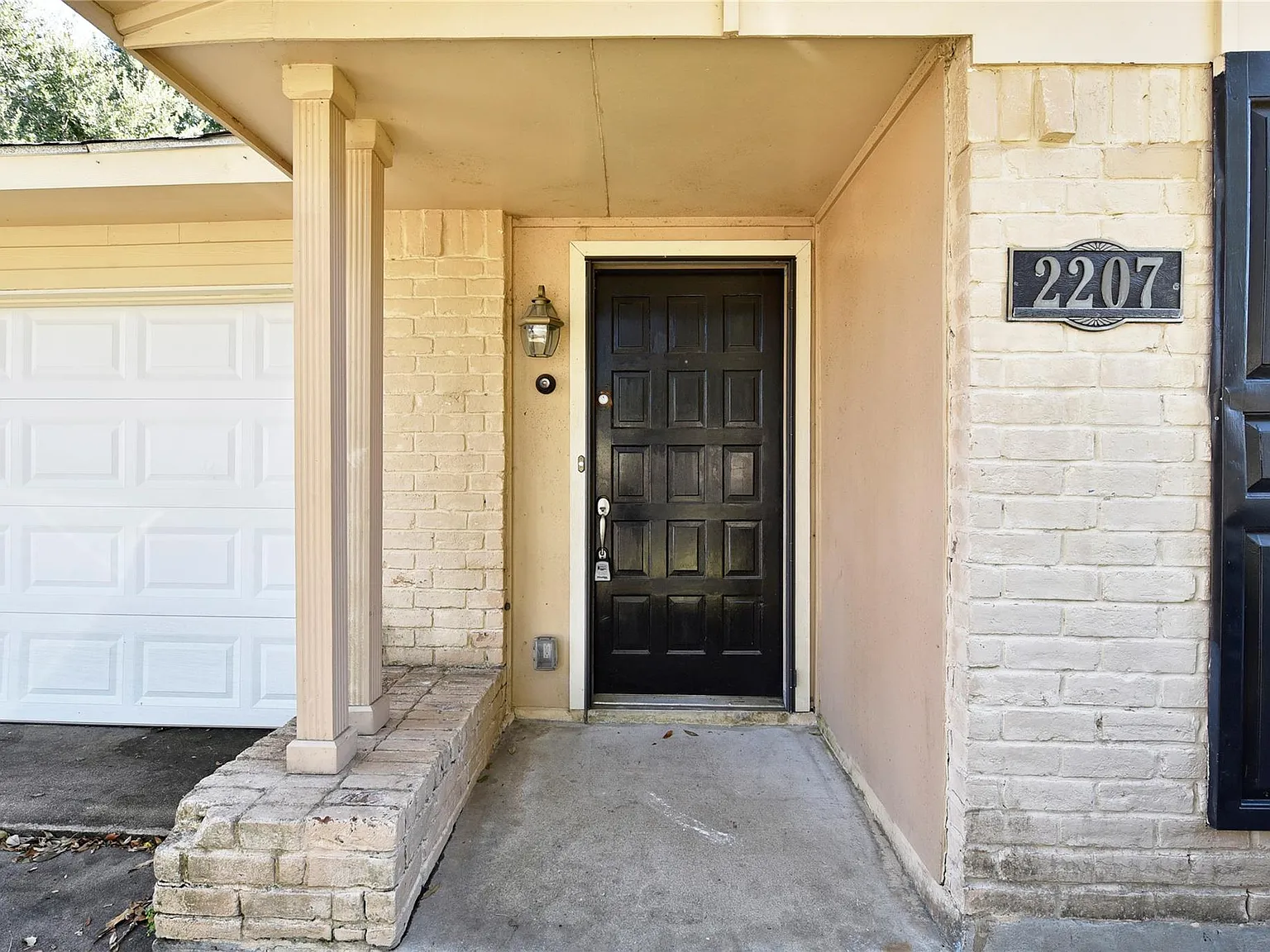 3 bed, 2.0 bath, 1528 sqft, $2,000 — Photo 4