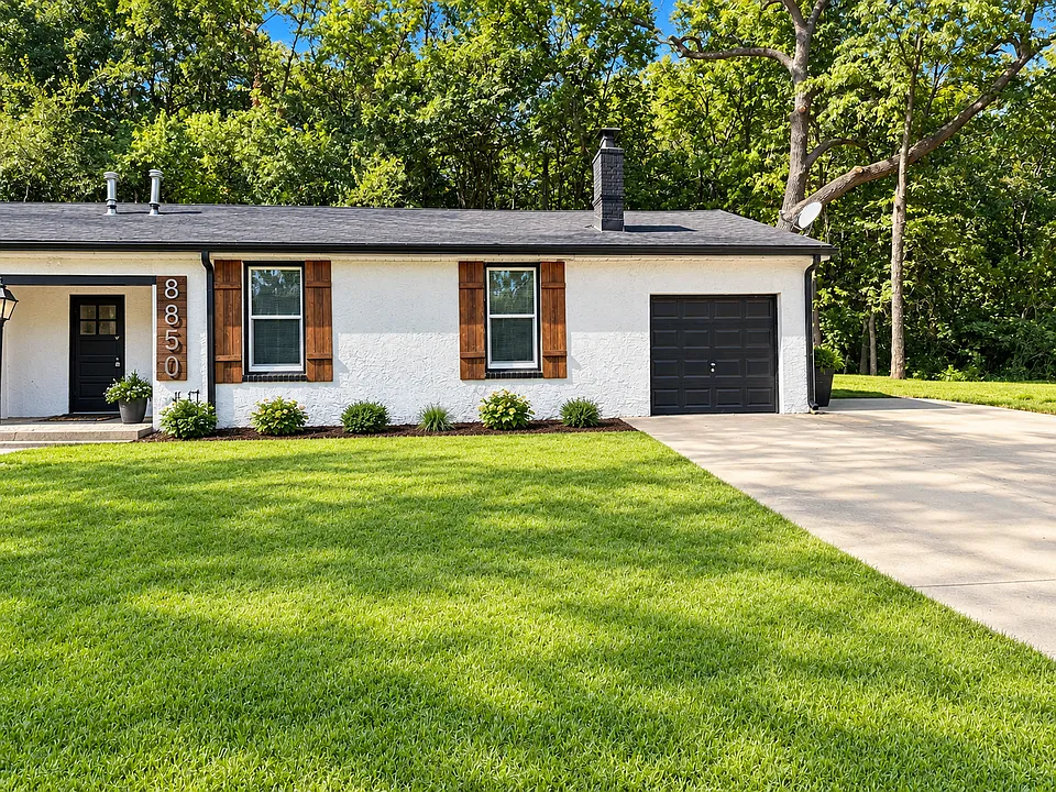 8850 Woodland Rd