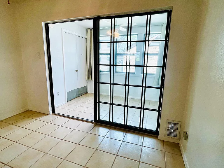 1510 W North Loop Blvd #822 — Photo 7