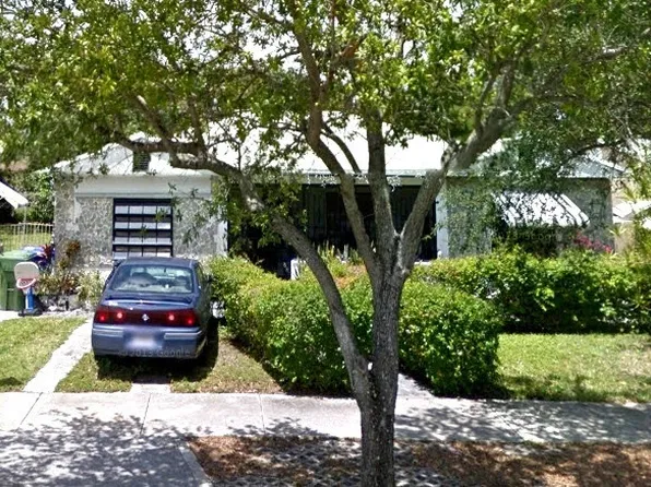 1429 NW 37th St, Miami, FL 33142