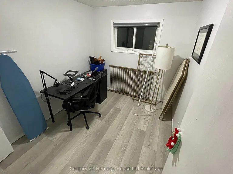 255 Lansdowne Ave W #2 — Photo 13