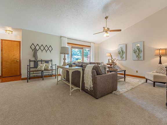 5th image of 22162 Wynsmythe Dr