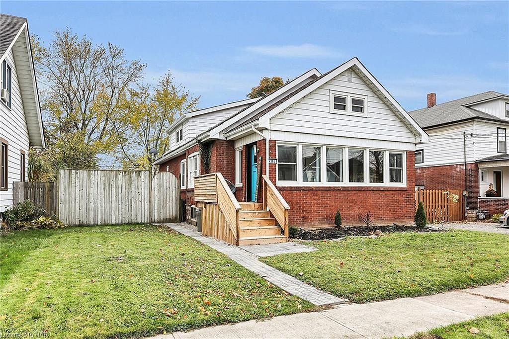 255 Phipps St, Fort Erie, ON L2A 2V4 MLS 40510702 Zillow